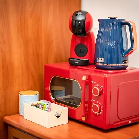 Peak 106 アパート *